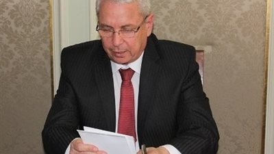 وزير التعليم العالي يقوم بجولة تفقدية لجامعة بنها