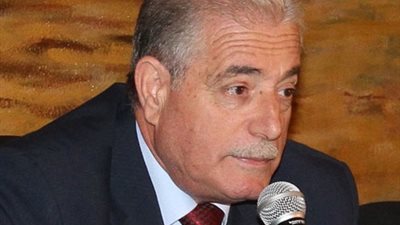 محافظ جنوب سيناء يكرم أوائل الثانوية العامة والشهادات