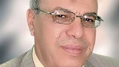 محافظ كفرالشيخ يكرم غدا 62 طالبا وطالبة من أوائل الشهادات العامة والفنية