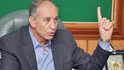 بدء تسكين الباعة الجائلين بسوق التجزئة بمدينة الغردقة