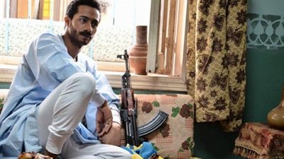 بالفيديو : خناقة عنيفة بين محمد رمضان وليلي غفران بسبب 