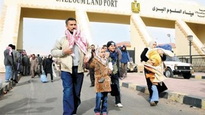 مديرية أمن مطروح: عودة 67 الفا و505 مصريين من ليبيا عبر منفذ السلوم الأسبوعين الماضيين