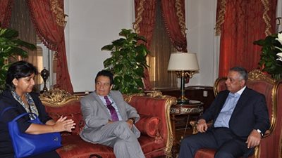 مساعدة نصف مليون أسرة فقيرة في 5 محافظات.. وتسجيل الغياب والحضور بالمدارس 