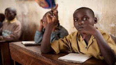 التعليم النيجيري:  استئناف الدراسة 13 أكتوبر القادم بعد توقفها لأسابيع بسبب فيروس (أيبولا)