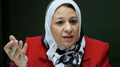 التنظيم والادارة :تثبيت جميع العمالة المؤقتة 2015