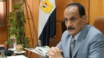 رئيس جامعة أسيوط يهنئ كلية الآداب بمناسبة حصولها على الاعتماد