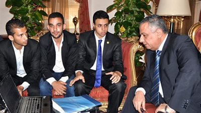 أبو النصر: توفير جميع احتياجات اللجنة العليا للبحث العلمي .. وإقامة معرض علمي  لطلاب التعليم  قبل الجامعي