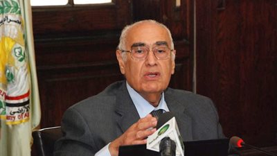 وزيرا الزراعة والإنتاج الحربي يفتتحان معرض 