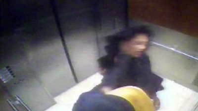 بالفيديو: لاعب شهير يضرب خطيبته داخل