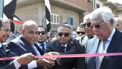 وزير التربية والتعليم يفتتح مدرستين جديديتين بالشرقية