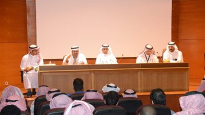 بالصور.. حضور نسائي لافت في ختام المسار الوظيفي للقطاع الصحي بجدة