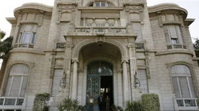 جامعة عين شمس تدين الاعتداء أوتوبيس المنيا