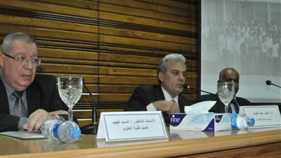 كلية العلوم بجامعة القاهرة أقامت حفلاً لتأبين الراحل الدكتور عطية عبد السلام عاشور