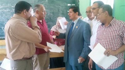 كفرالشيخ : زحام أمام لجان إعتذارات الثانوية العامة