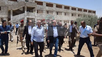 محافظ بني سويف ومدير الأمن يقودان حملة مكبرة لإزالة تعديات بمنطقة الـ 69 الف فدان بزمام ببا والفشن 