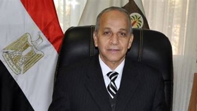 محافظ القليوبية يناقش استعدادات امتحانات الثانوية العامة