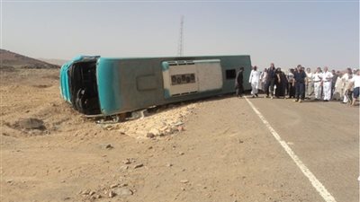 إصابة 17 مواطنا فى حادث انقلاب أتوبيس ببنى سويف