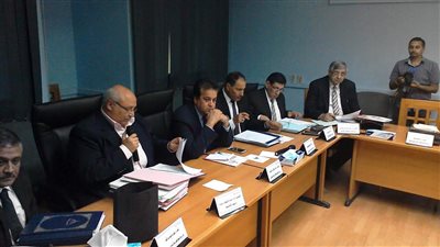 وزير التعليم العالى: زيادة حافز الجودة بالجامعات ونظام تأمين صحي شامل وصرف العلاوتين