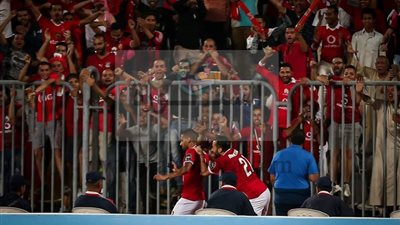 بالفيديو|الاهلى ينهى الشوط الاول من لقاء الوداد بهدف نظيف