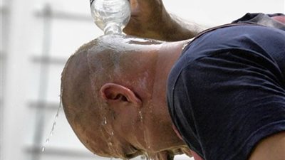 الأرصاد تحذر المواطنين من طقس اليوم.. وعدم التعرض لأشعة الشمس