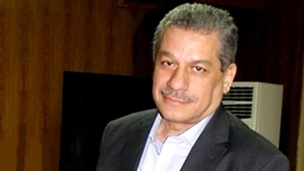 الدكتور أمين لطفي