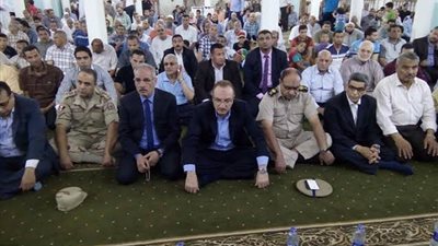 بالصور.. محافظ بني سويف ومدير الأمن  يشهدان احتفالية الأوقاف بذكرى  غزوة بدر