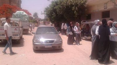 طلاب الثانوية بالإسماعيلية يمتحنون الكيمياء وعلم النفس ..غدا