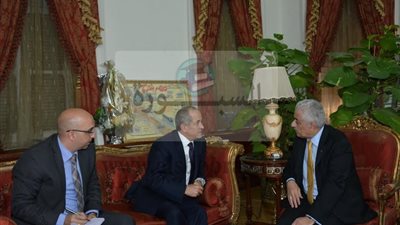 شوقى يستقبل سفير الأردن بمصر لتعزيز أوجه التعاون فى مجال تطوير التعليم بالبلدين