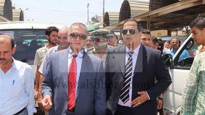 محافظ كفرالشيخ يتابع تطبيق تعريفة نقل الركاب الجديدة بمجمع المواقف ويشدد الرقابة