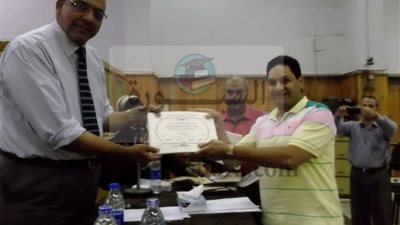 وكيل تعليم المنوفية يكرم معلمى الدمج بمدارس التعليم العام