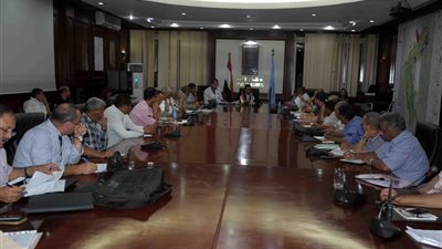 محافظ الأقصر يطالب بحصرالتعديات على إملاك الدولة بالمحافظة