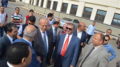 بالصور.. وزير التنمية المحلية ومحافظ كفر الشيخ يتفقدان الكليات الجديدة بالجامعة