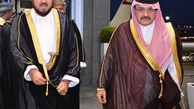    ممثل جلالة السلطان قابوس يصل جدة لأداء واجب العزاء