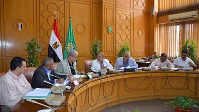 تخصيص 20 فصل لرياض الأطفال بالمجمع التعليمي للغات في الإسماعيلية