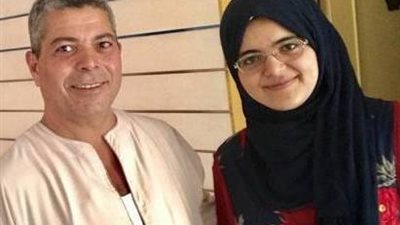 والد الطالبة 