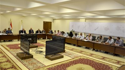 محافظ بني سويف يشدد: رضا المواطن وحل مشاكله معيار نجاح واستمرار التنفيذي في عمله