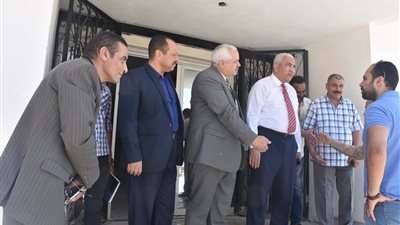 بالصور| جولة تفقدية لرئيس جامعة مدينة السادات  بمبنى الإدارة الطبية