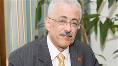 مطالبات بترقية المعلمين دون تقديم أوراق رسمية للأكاديمية