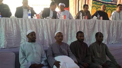 محافظ الأقصر يشهد صلح آل عبده وال بهلول القرنة 