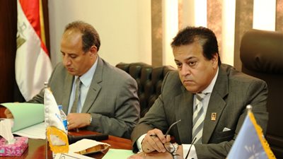 عبد الغفار يرأس اجتماع مجلس إدارة المعهد القومي لعلوم البحار والمصايد