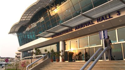 انقطاع الكهرباء عن مطار القاهرة