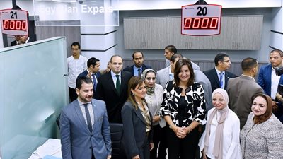 افتتاح أول شباك للمصريين بالخارج بوزارة الاستثمار بحضور مكرم ونصر