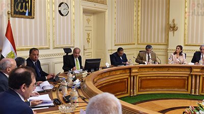 الحكومة تقرر صرف 60 جنيها لكل طفل أقل من 6 سنوات.. و80 جنيها للابتدائى و100 للإعدادى