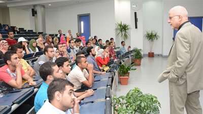  بدء احتفالية الجامعة الألمانية لتكريم أوائل الثانوية العامة