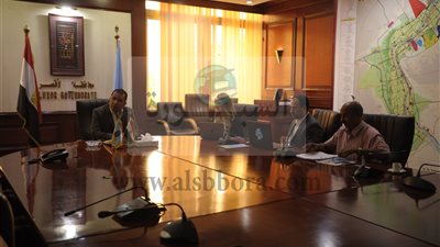 محافظ الأقصر يلتقى وفد مؤسسة حلم لجعل الاقصر مدينة سياحية متاحة للجميع