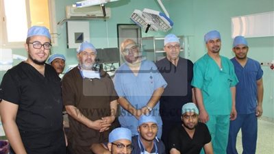 مستشفيات قنا الجامعية تنظم ورشة عمل لعمليات جراحة مناظير الأطفال