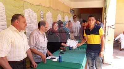 بالصور..تكريم أبطال 