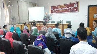 تربية أسيوط تختتم أعمال دورتها الـ 57 لإعداد المعلم الجامعي