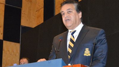 وزير التعليم العالي يمد فترة صرف وقبول أوراق طلاب الشهادات المعادلة الأجنبية