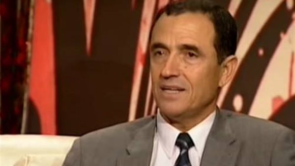 الدكتور احمد الجيوشى